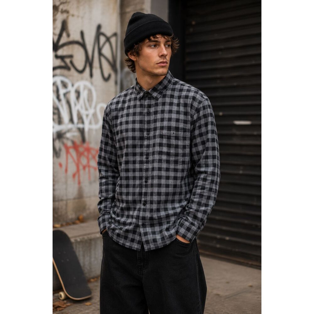 LEVI'S Authentic Button Down Black/Gray Plaid Shirt Mens XL Western Skater